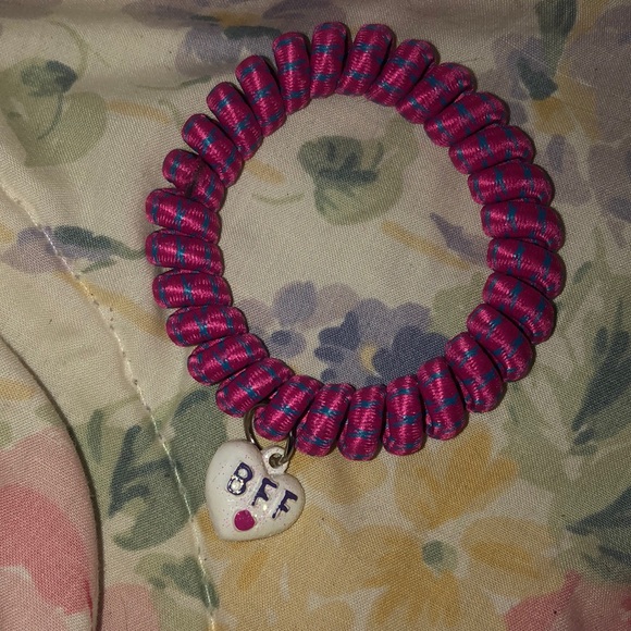 Friendship bracelets - Picture 2 of 3